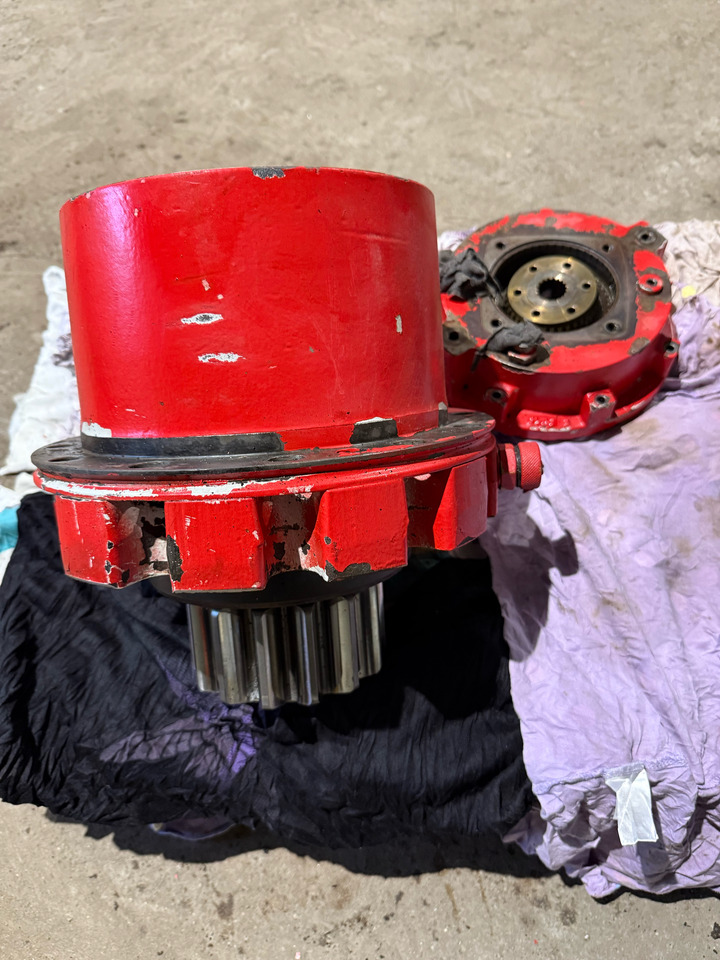 O&K MH PLUS - Swing motor for Excavator: picture 1 O&K MH PLUS - Swing motor for Excavator: picture 1