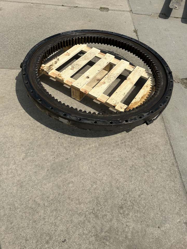Volvo EW140C - Slewing ring for Excavator: picture 4 Volvo EW140C - Slewing ring for Excavator: picture 4