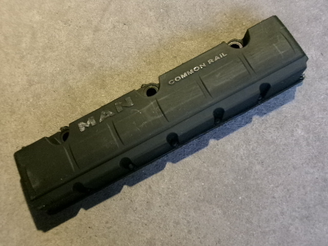 MAN Cylinder Head Cover 51034006007 D0836 - Spare parts: picture 1 MAN Cylinder Head Cover 51034006007 D0836 - Spare parts: picture 1