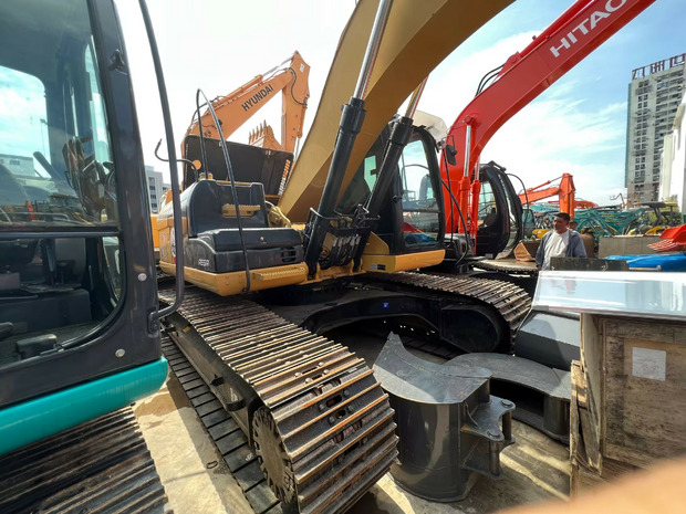 2020 Caterpillar 323D - Crawler excavator: picture 4 2020 Caterpillar 323D - Crawler excavator: picture 4