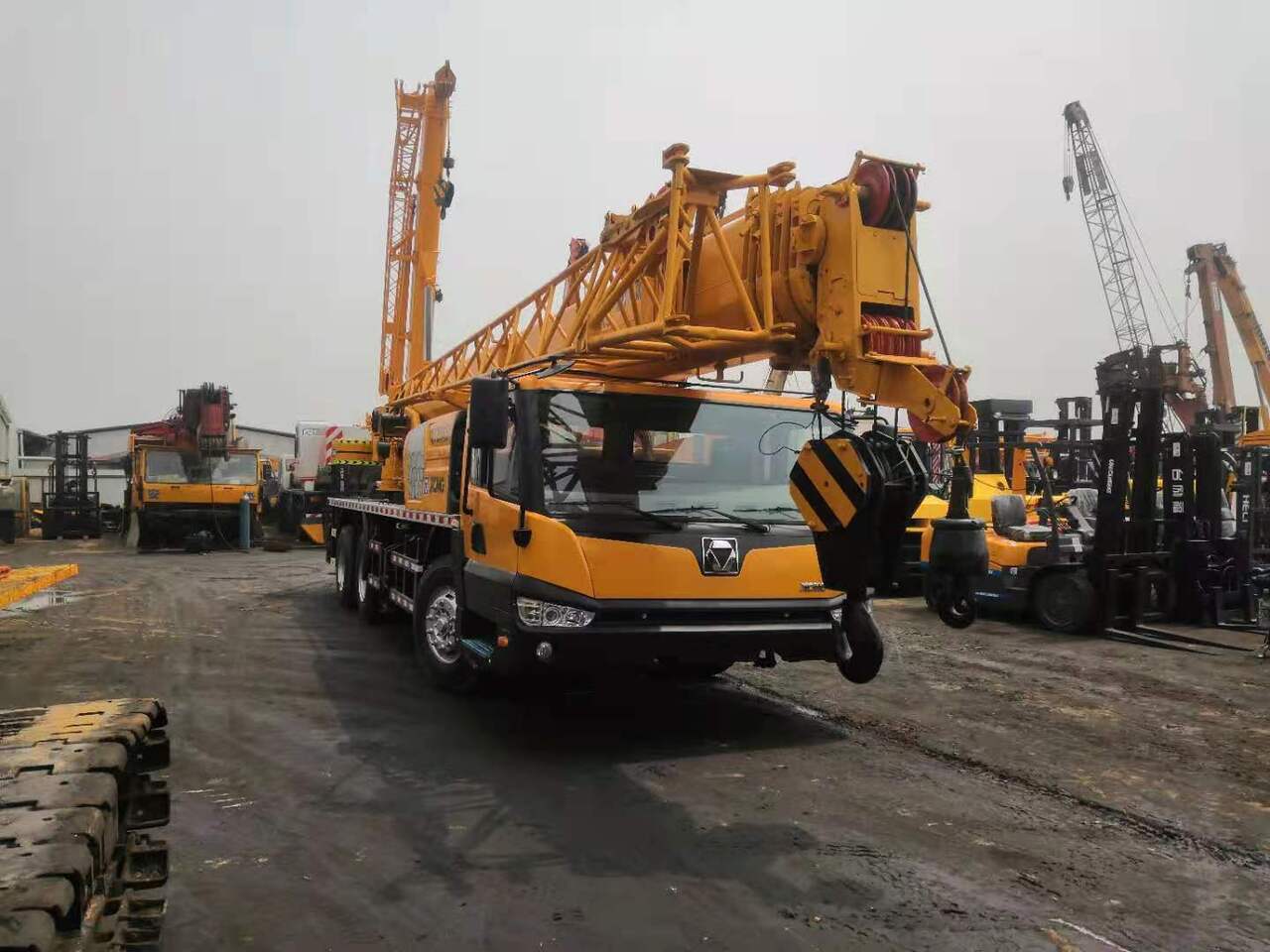 XCMG QY25K5 - Mobile crane: picture 5 XCMG QY25K5 - Mobile crane: picture 5