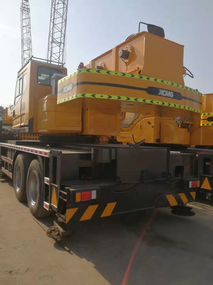 XCMG QY70K - Mobile crane: picture 3 XCMG QY70K - Mobile crane: picture 3