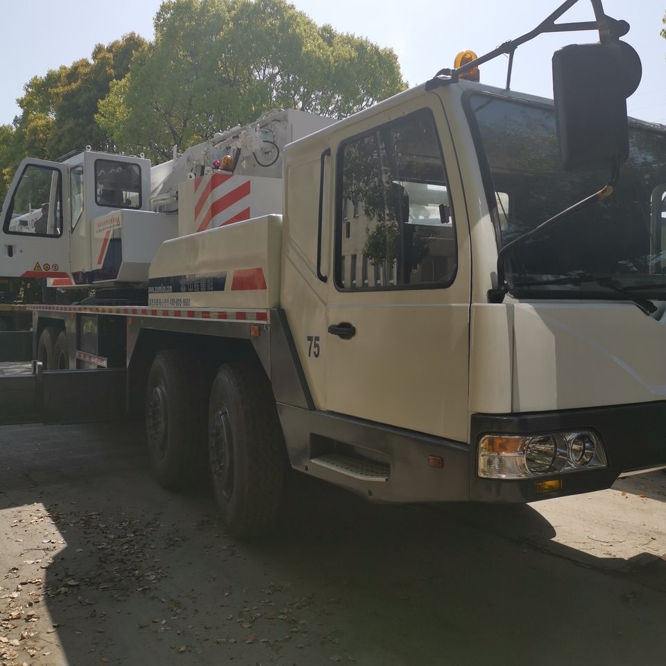 Zoomlion QY70V - Mobile crane: picture 1 Zoomlion QY70V - Mobile crane: picture 1