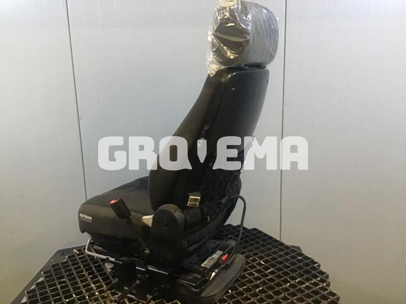 Grammer R926 K-LC / R946 LC / R946 LC-V / R946 NLC - Seat: picture 5 Grammer R926 K-LC / R946 LC / R946 LC-V / R946 NLC - Seat: picture 5