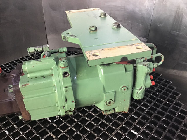 Liebherr 2HL100 - Gearbox: picture 1 Liebherr 2HL100 - Gearbox: picture 1