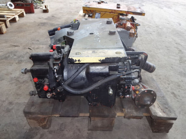 Liebherr 2HL100 - Gearbox: picture 1 Liebherr 2HL100 - Gearbox: picture 1