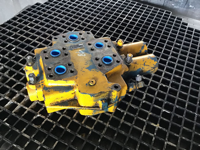Liebherr Control Block - ECU: picture 1 Liebherr Control Block - ECU: picture 1