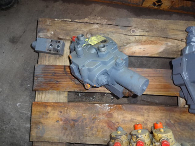 Liebherr Control Block - ECU: picture 1 Liebherr Control Block - ECU: picture 1