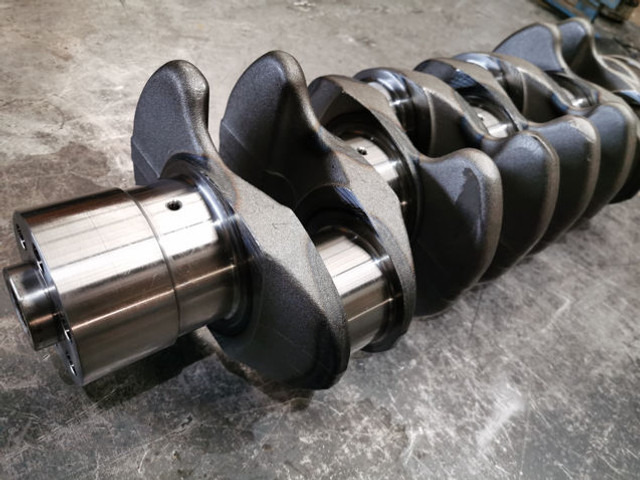 Liebherr Crankshaft D934L - Crankshaft: picture 3 Liebherr Crankshaft D934L - Crankshaft: picture 3