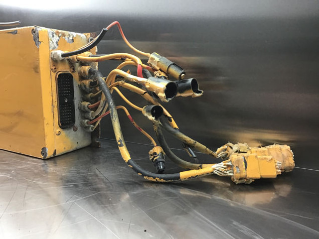 Liebherr Electronic Box E50 - ECU: picture 5 Liebherr Electronic Box E50 - ECU: picture 5