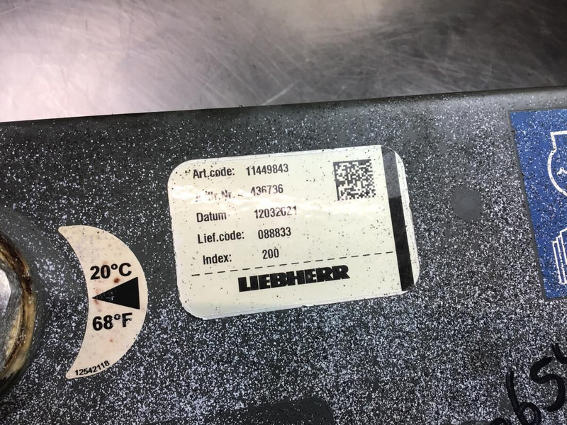 Liebherr Equalizing Reservoir - Expansion tank: picture 1 Liebherr Equalizing Reservoir - Expansion tank: picture 1