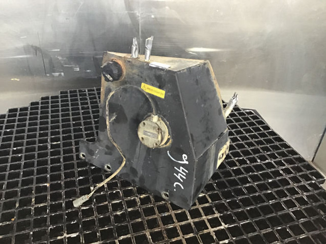 Liebherr Equalizing Reservoir - Expansion tank: picture 1 Liebherr Equalizing Reservoir - Expansion tank: picture 1
