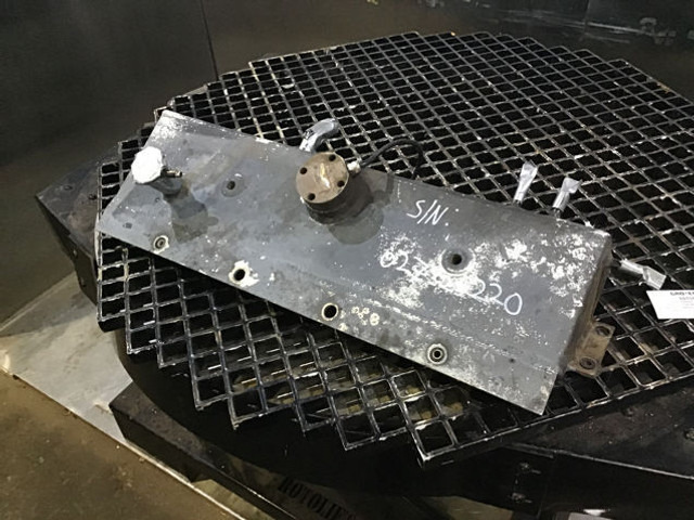 Liebherr Equalizing Reservoir - Expansion tank: picture 2 Liebherr Equalizing Reservoir - Expansion tank: picture 2