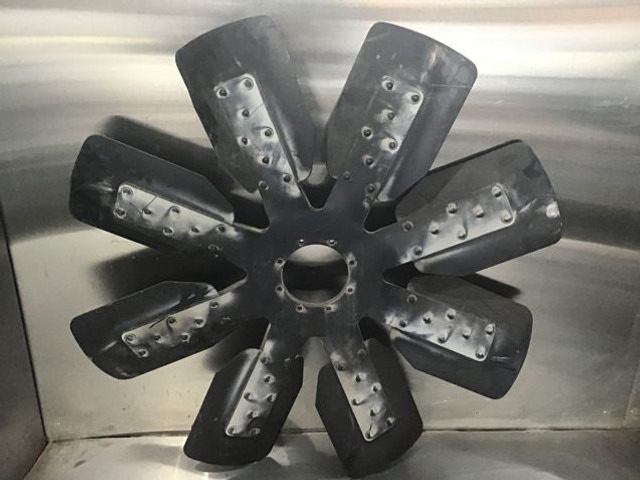 Liebherr Fan Blade - Cooling system: picture 3 Liebherr Fan Blade - Cooling system: picture 3