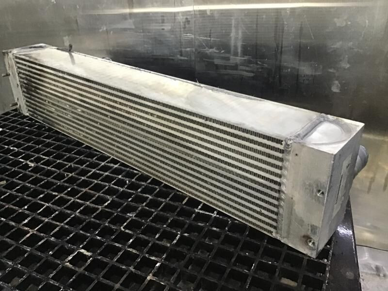 Liebherr Inter Cooler - Intercooler: picture 2 Liebherr Inter Cooler - Intercooler: picture 2