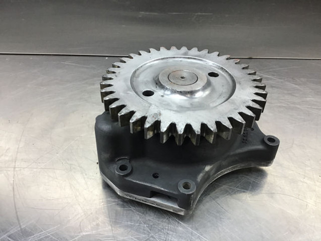 Liebherr Lube Oil Pump - Oil pump: picture 2 Liebherr Lube Oil Pump - Oil pump: picture 2