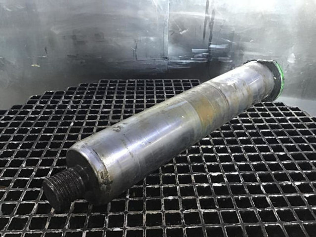 Engine and parts Liebherr Pin 140x834x695: picture 10