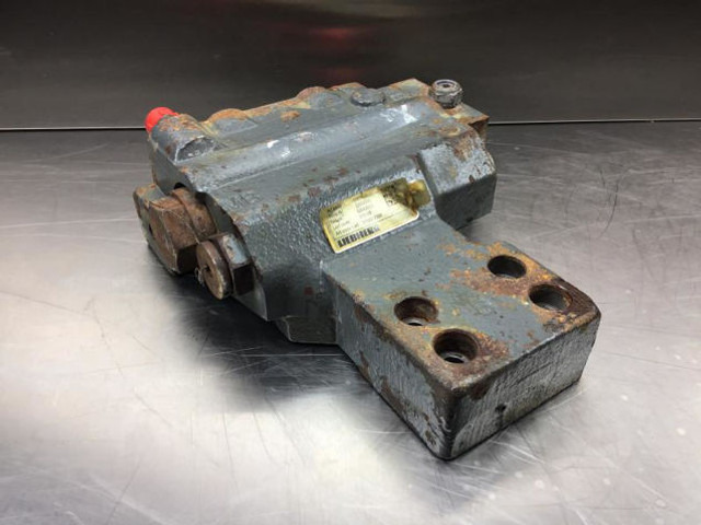 Liebherr Safety Valve - Valve: picture 1 Liebherr Safety Valve - Valve: picture 1