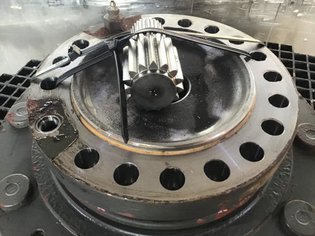 ZF Hub Carrier - Wheel hub: picture 1 ZF Hub Carrier - Wheel hub: picture 1