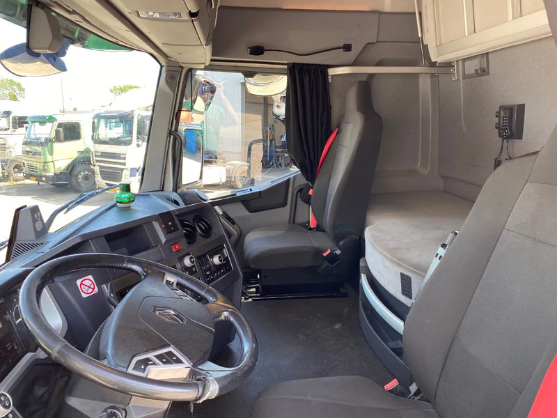 Renault T520 Comfort / 6x2/4 / Steering Axle / Hub Reduction / 290.235 km on lease Renault T520 Comfort / 6x2/4 / Steering Axle / Hub Reduction / 290.235 km: picture 7