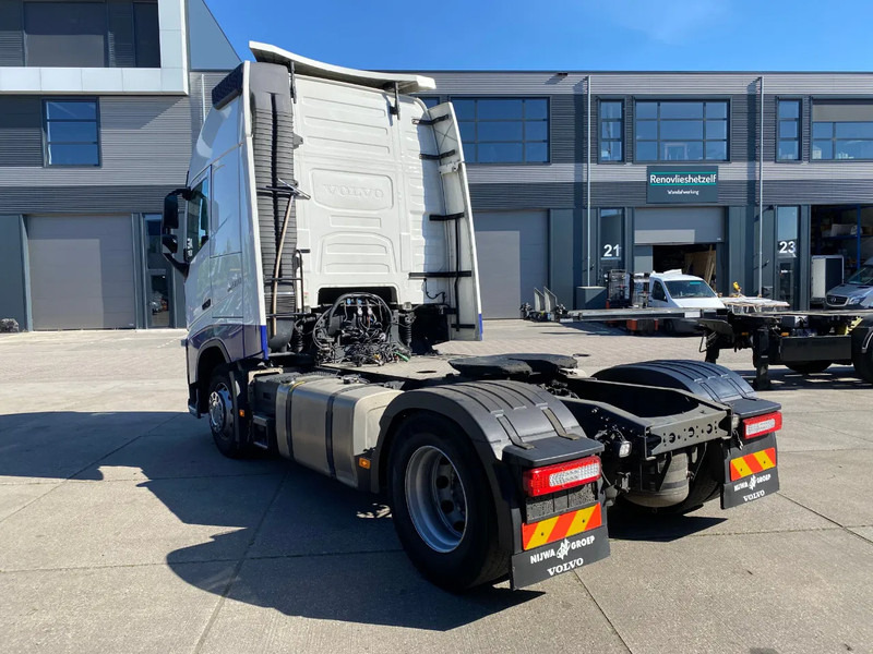 Volvo FH 13.500 Globetrotter XL / I-Park Cool / 2x Tank / Euro 6D - Tractor unit: picture 4 Volvo FH 13.500 Globetrotter XL / I-Park Cool / 2x Tank / Euro 6D - Tractor unit: picture 4