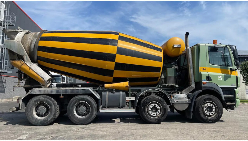 DAF CF 85.360 Manual - Concrete mixer truck: picture 4 DAF CF 85.360 Manual - Concrete mixer truck: picture 4