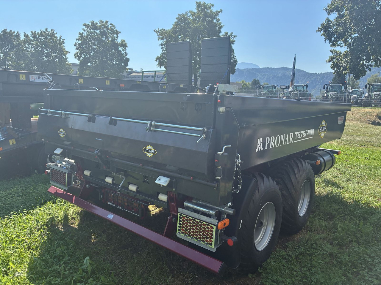 Pronar T 679/4 MN - Tipper trailer: picture 5 Pronar T 679/4 MN - Tipper trailer: picture 5