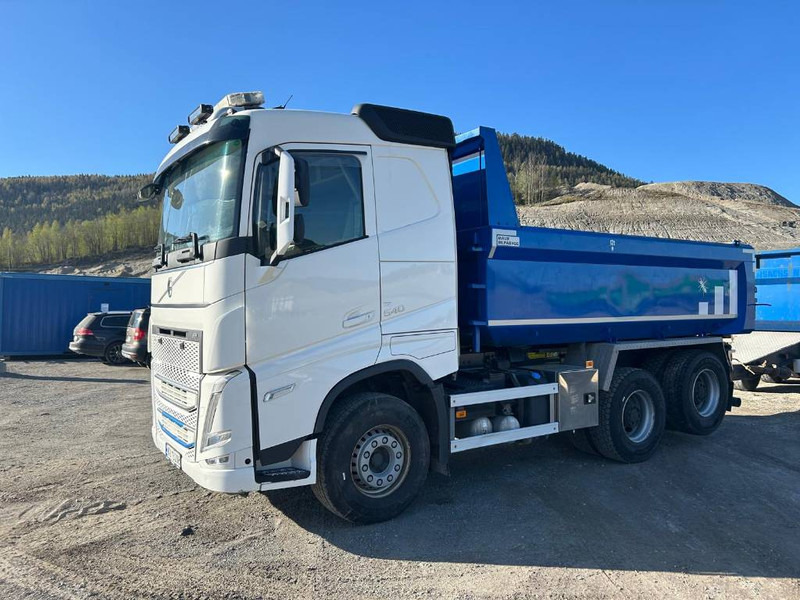 Volvo FH 540 6x4 + Maur trippelkjerre - Tipper: picture 2 Volvo FH 540 6x4 + Maur trippelkjerre - Tipper: picture 2