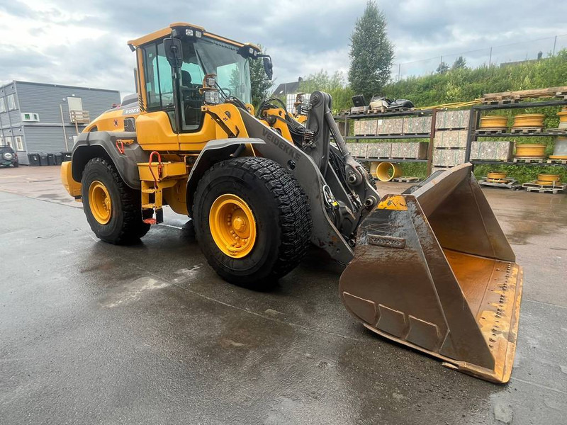 Volvo L 110 H - Wheel loader: picture 2 Volvo L 110 H - Wheel loader: picture 2