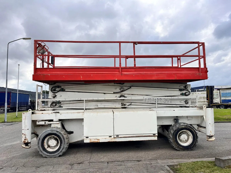 Holland lift COMBISTAR M-250DL27 4WD/P/N - Scissor lift: picture 2 Holland lift COMBISTAR M-250DL27 4WD/P/N - Scissor lift: picture 2