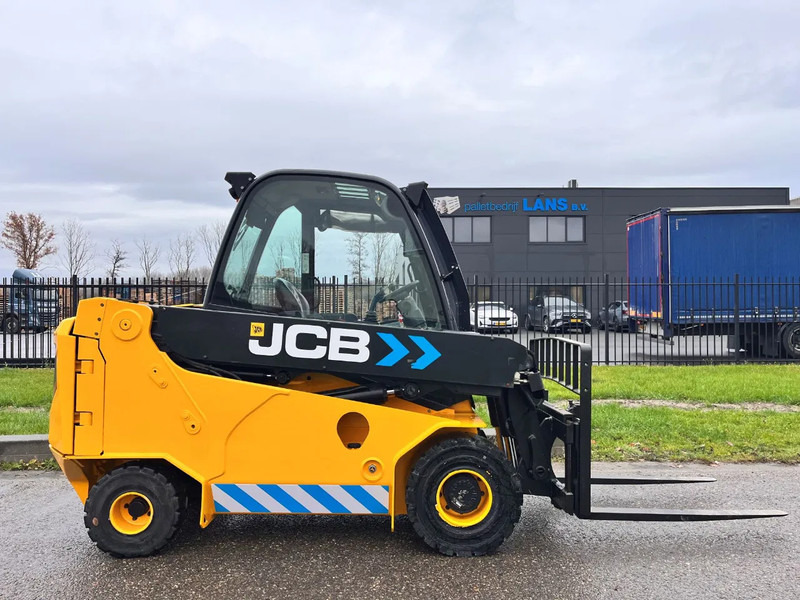 JCB TLT30-19E - Telescopic wheel loader: picture 2 JCB TLT30-19E - Telescopic wheel loader: picture 2