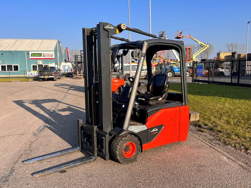 Linde E18L-02 - Electric forklift: picture 3 Linde E18L-02 - Electric forklift: picture 3