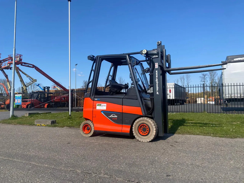 Electric forklift Linde E25H-01/600: picture 7