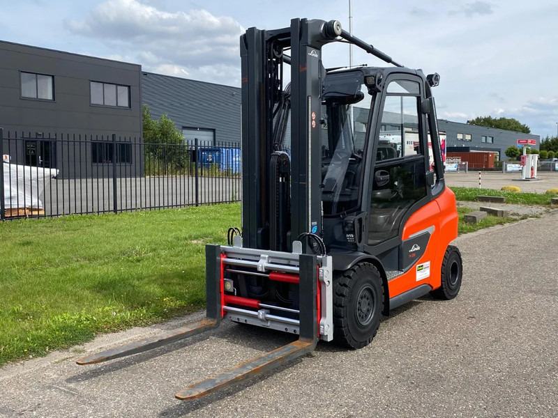 Linde H35D-01 - Diesel forklift: picture 4 Linde H35D-01 - Diesel forklift: picture 4