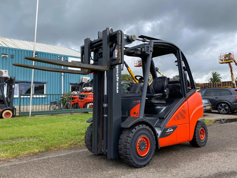 LPG forklift Linde H35T-02: picture 7