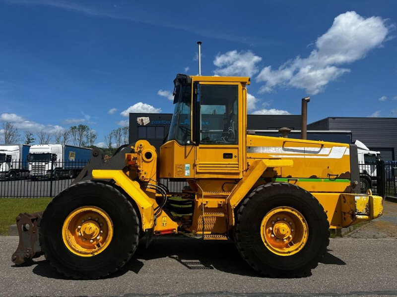 Volvo L70C - Wheel loader: picture 2 Volvo L70C - Wheel loader: picture 2