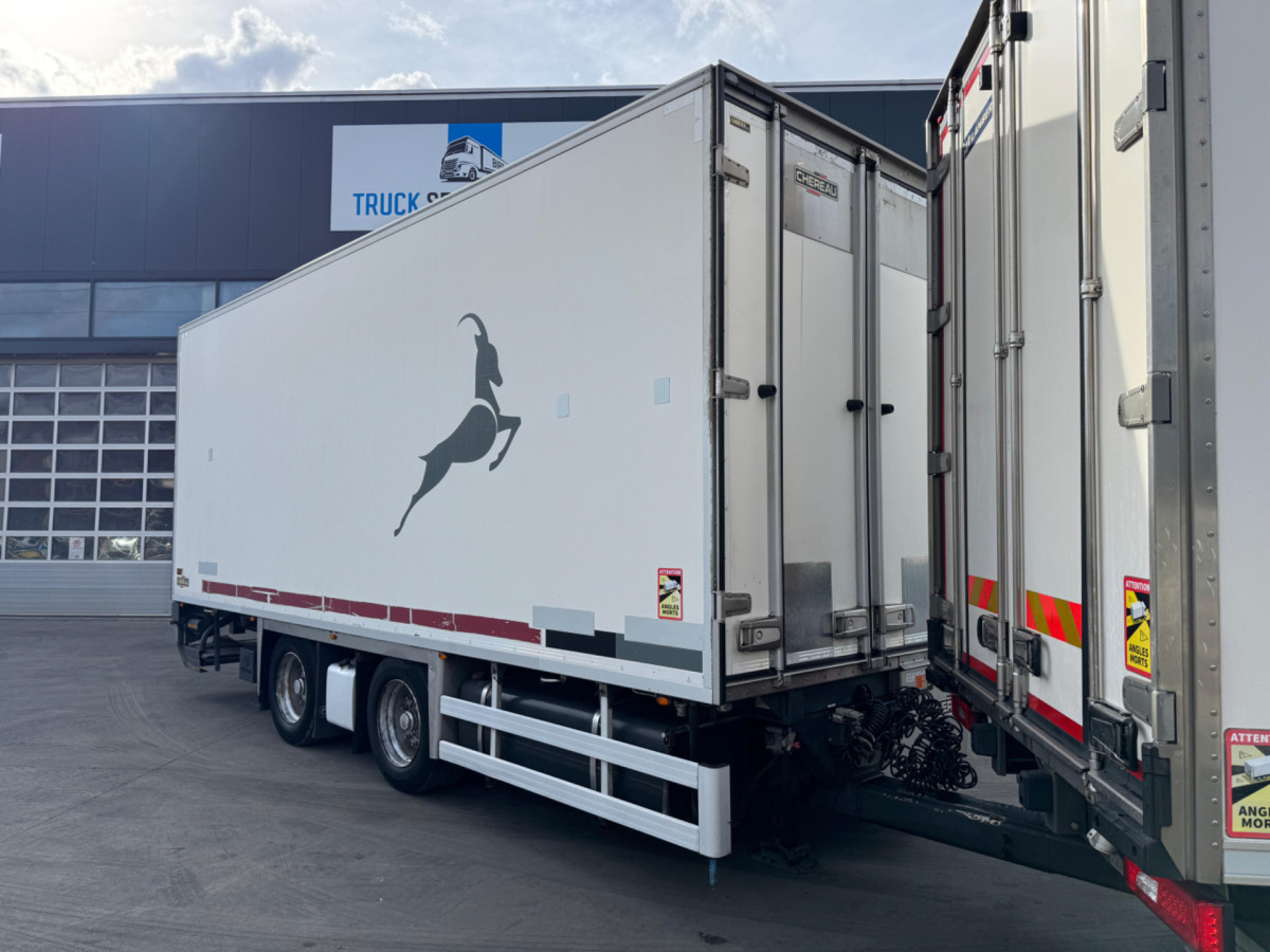 CHEREAU Thermoking - Refrigerator trailer: picture 2 CHEREAU Thermoking - Refrigerator trailer: picture 2
