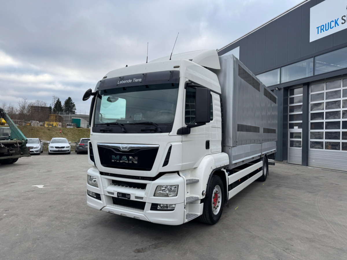 MAN TGS 18.440 4x2 - Curtainsider truck: picture 1 MAN TGS 18.440 4x2 - Curtainsider truck: picture 1
