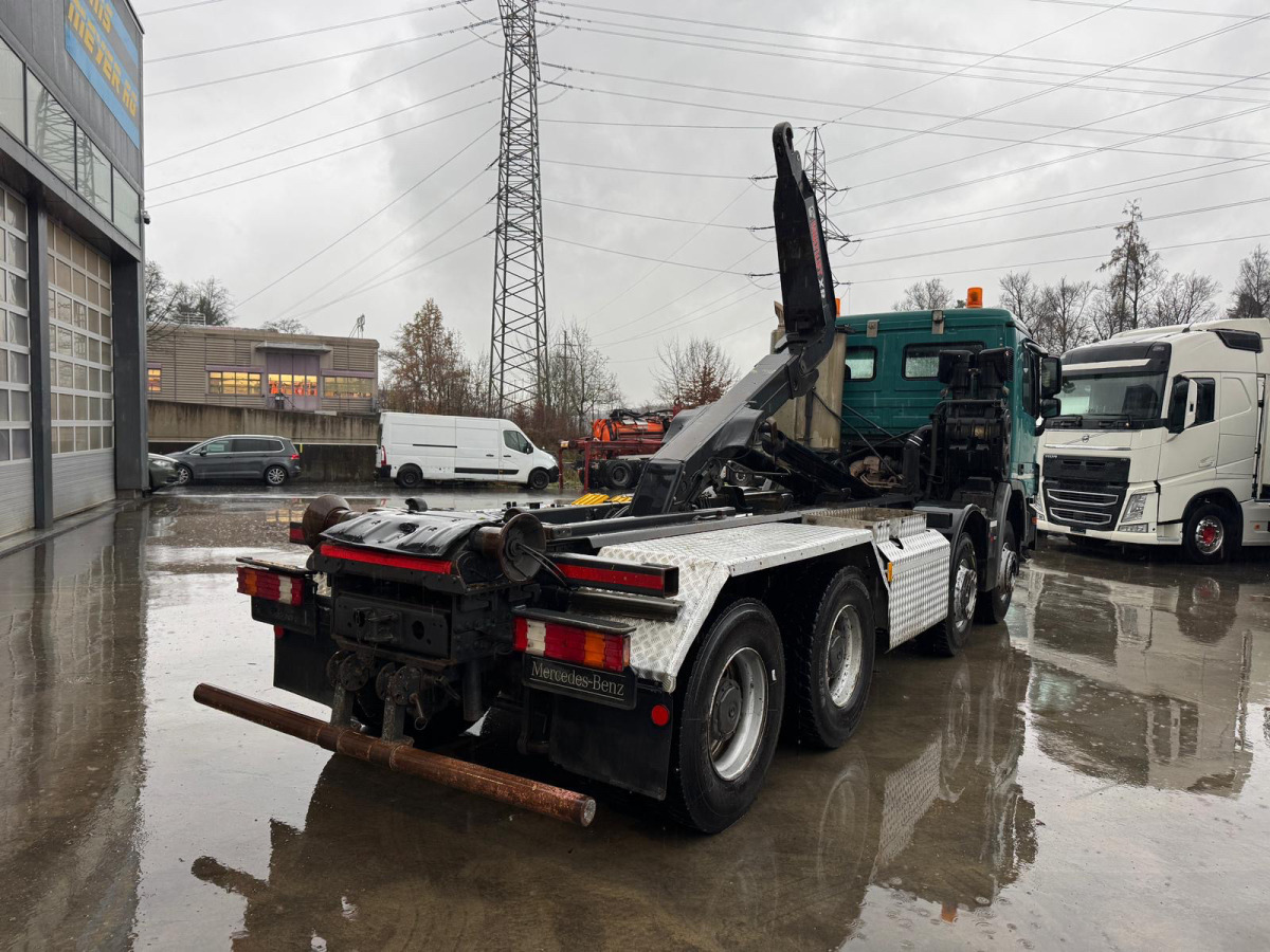 MERCEDES Actros 3248 8x4 Hiab 26T SWS - Hook lift truck: picture 5 MERCEDES Actros 3248 8x4 Hiab 26T SWS - Hook lift truck: picture 5