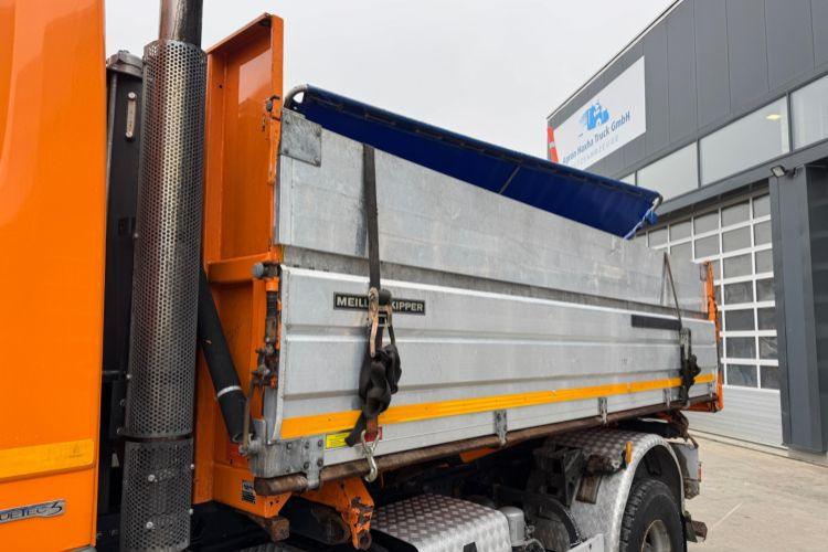 Tipper Mercedes-Benz Actros 1841 4x4 mit Schneeplfug: picture 10