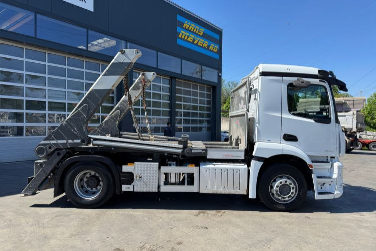 Mercedes-Benz Actros 1843 4x2 Trösch - Tipper: picture 4 Mercedes-Benz Actros 1843 4x2 Trösch - Tipper: picture 4