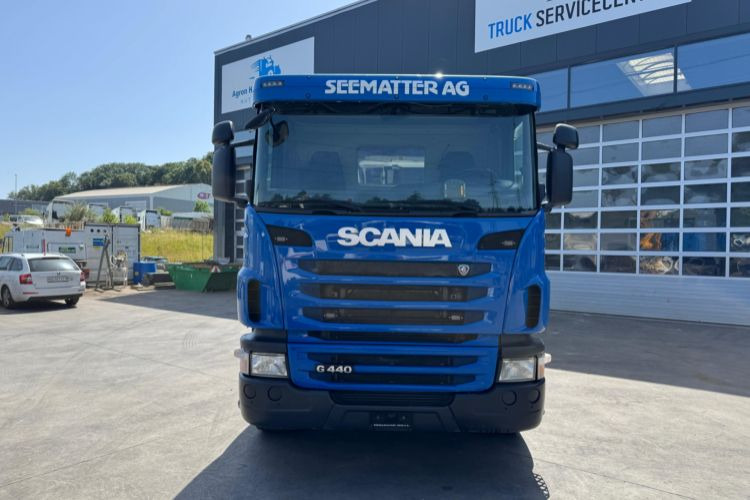 Scania G440 8x4 Moser - Hook lift truck: picture 2 Scania G440 8x4 Moser - Hook lift truck: picture 2