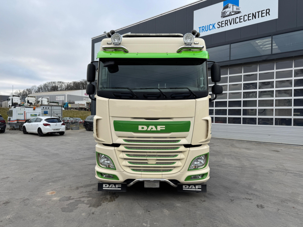 DAF XF460 4x2 - Tractor unit: picture 2 DAF XF460 4x2 - Tractor unit: picture 2