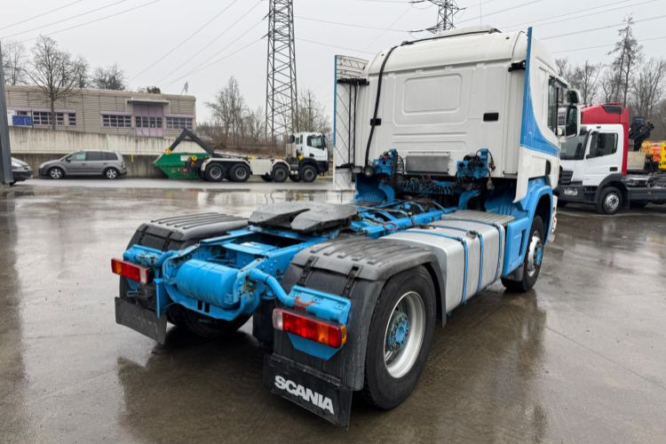 Scania 420 4x4 - Tractor unit: picture 5 Scania 420 4x4 - Tractor unit: picture 5