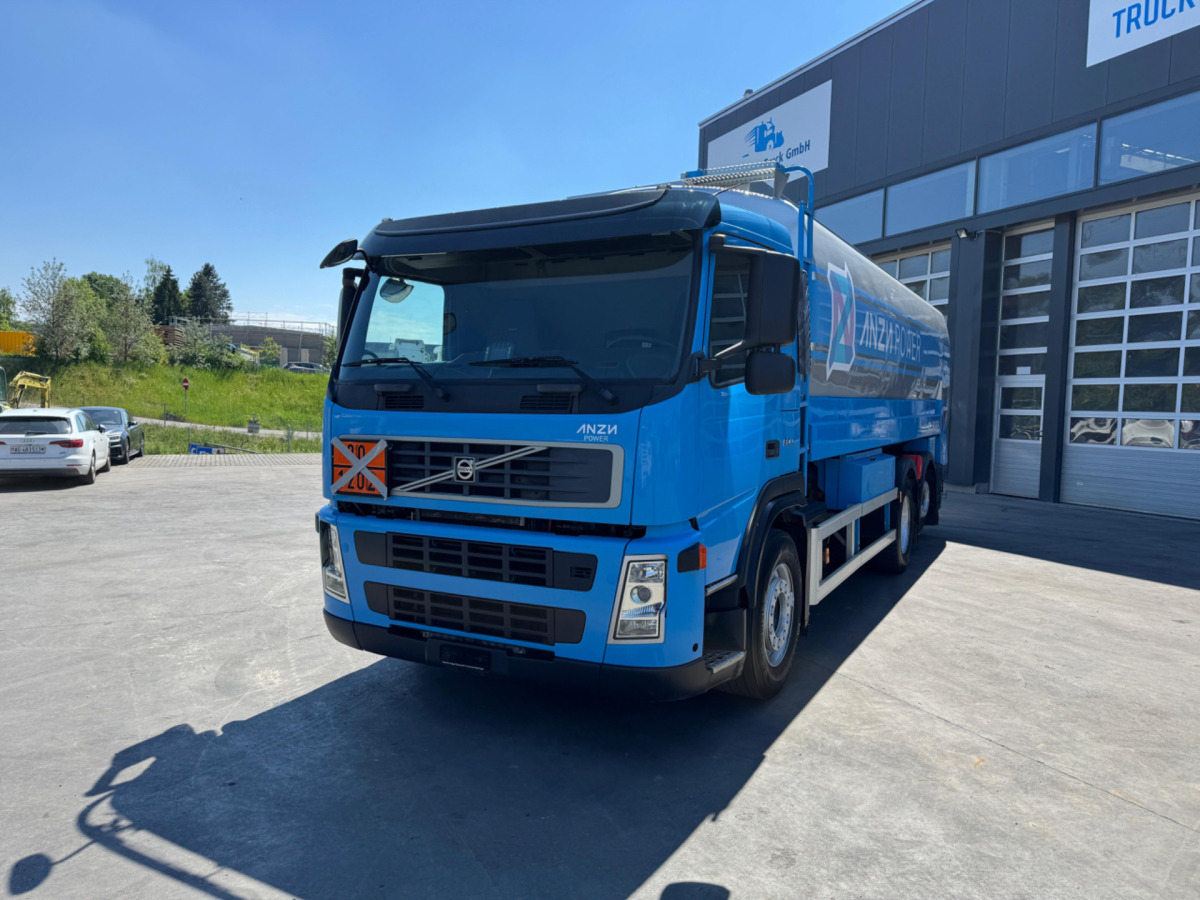 VOLVO FM-500 6x2 Tankwagen - Tank truck: picture 1 VOLVO FM-500 6x2 Tankwagen - Tank truck: picture 1
