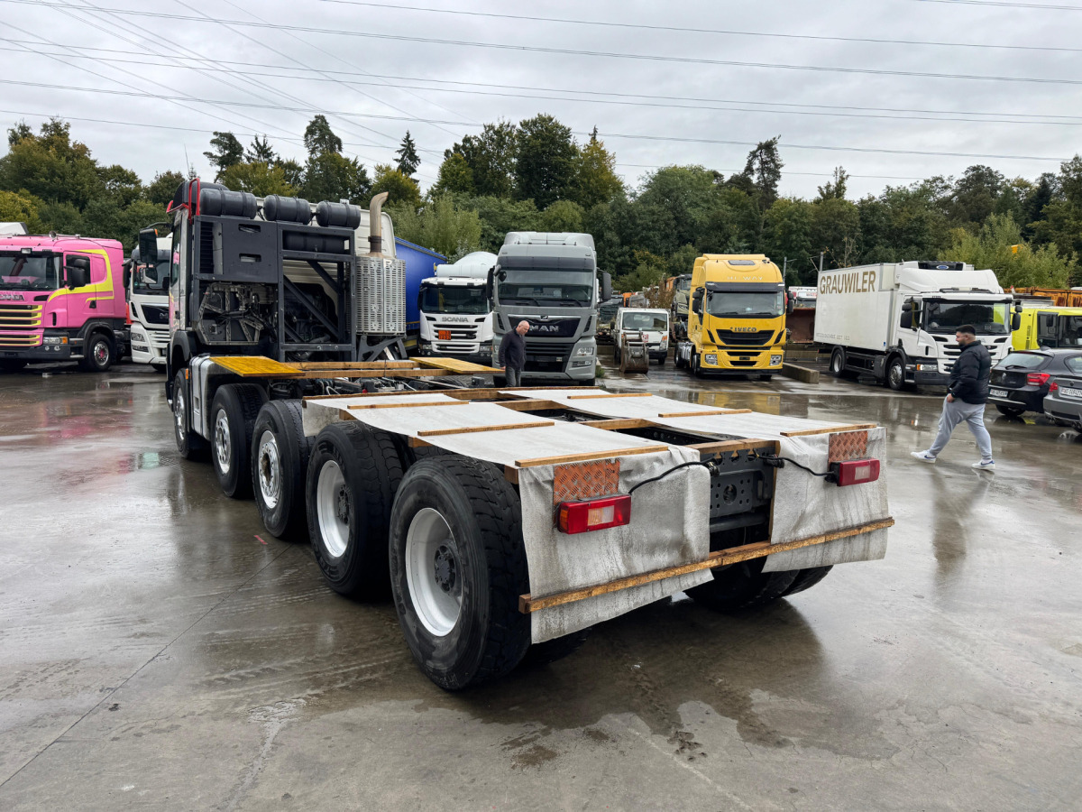 Cab chassis truck VOLVO FMX-540 10x4: picture 7