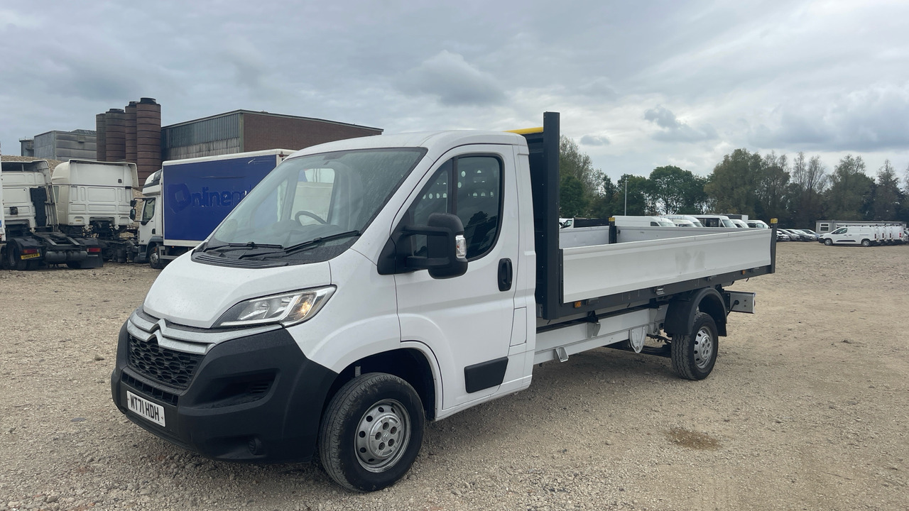 CITROEN RELAY 35 2.2 BLUE HDI 140PS - Flatbed van: picture 2 CITROEN RELAY 35 2.2 BLUE HDI 140PS - Flatbed van: picture 2