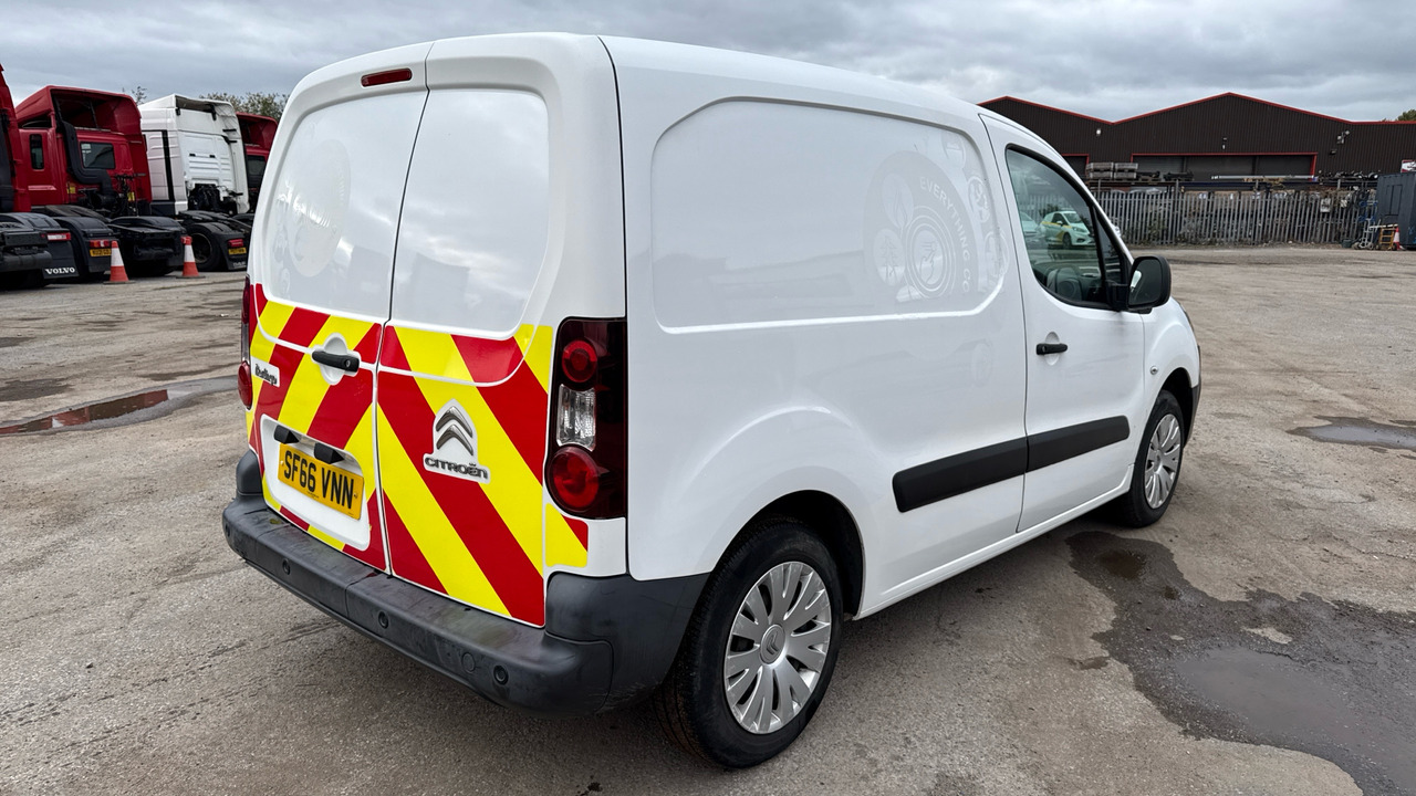 Citroen Berlingo 625 1.6 BlueHDi 75ps - Small van: picture 4 Citroen Berlingo 625 1.6 BlueHDi 75ps - Small van: picture 4