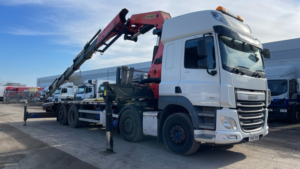DAF CF 460 - Dropside/ Flatbed truck, Crane truck: picture 1 DAF CF 460 - Dropside/ Flatbed truck, Crane truck: picture 1