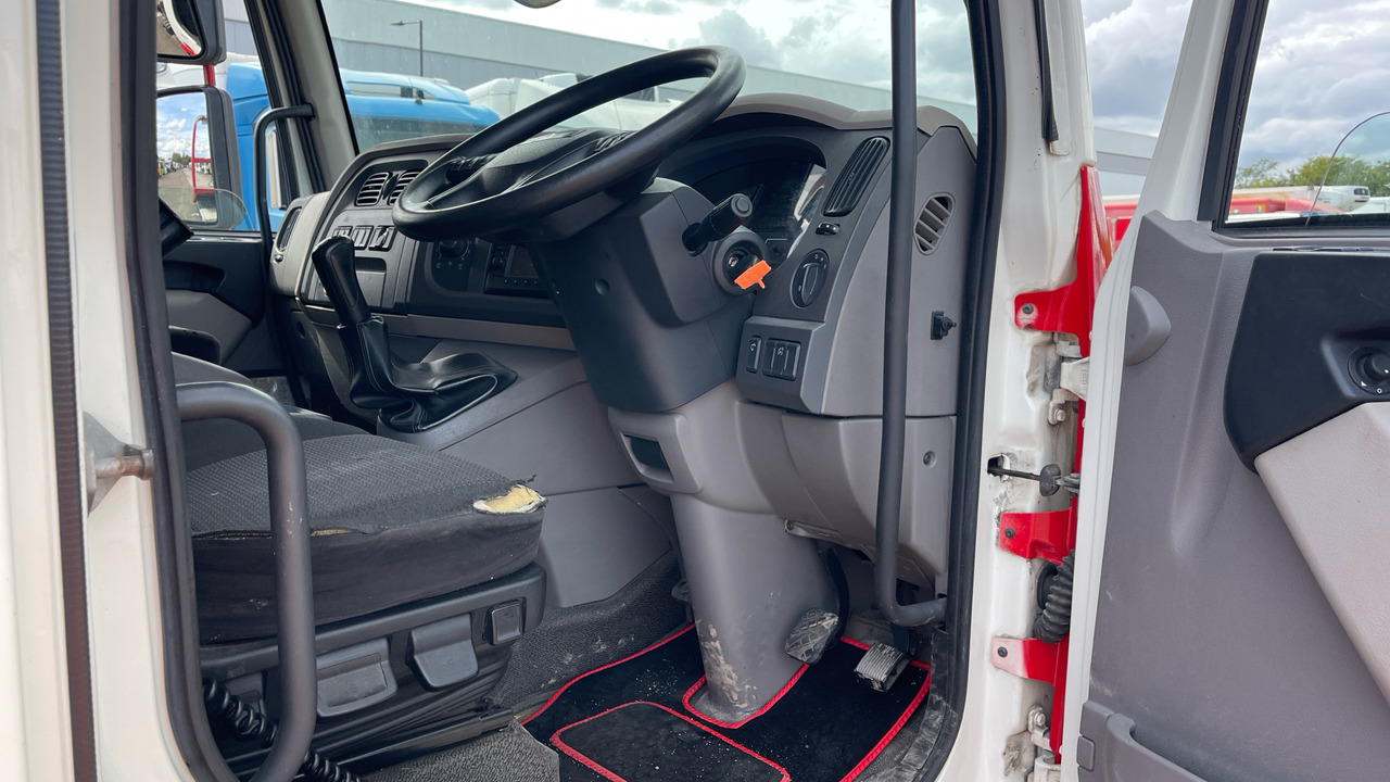 DAF LF 150 - Tow truck: picture 5 DAF LF 150 - Tow truck: picture 5